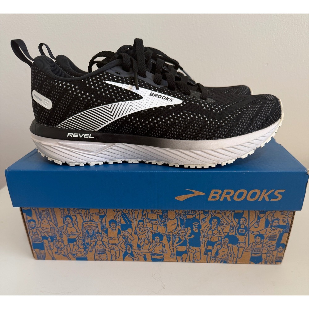 NEW Brooks Revel 6 Womens Running Shoes Black White 1203861B012 6.5 Medium B